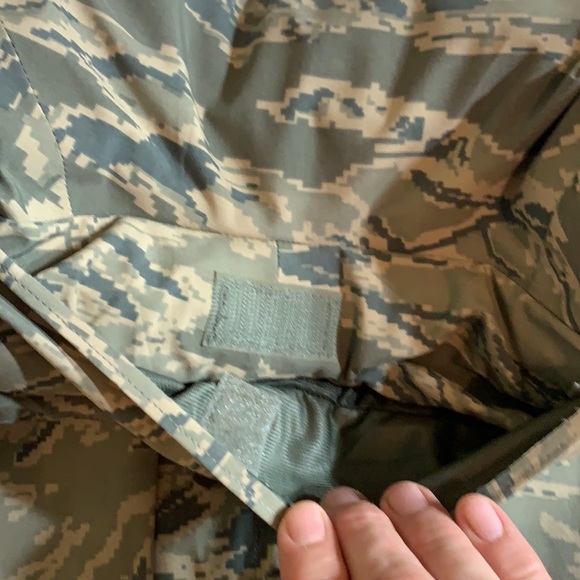 Military issue Gortex Cold WeatherJacket,Large hunting,fishing, New with tags - Picture 5 of 7